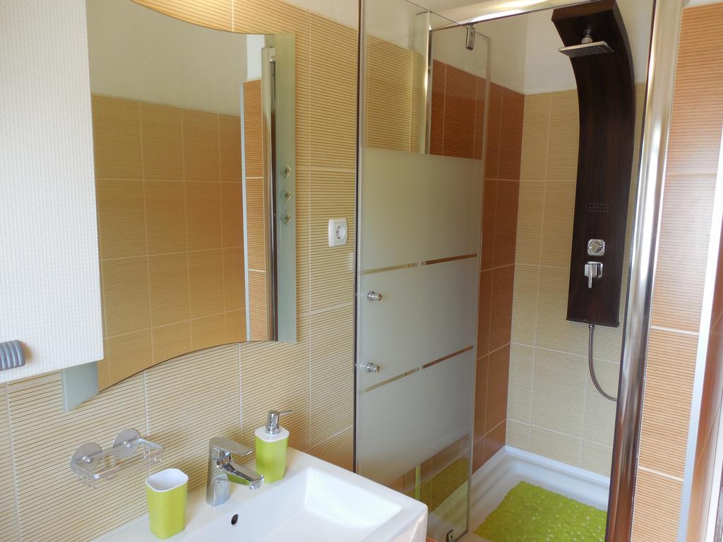 Orange Bamboo Suite Split Extérieur photo