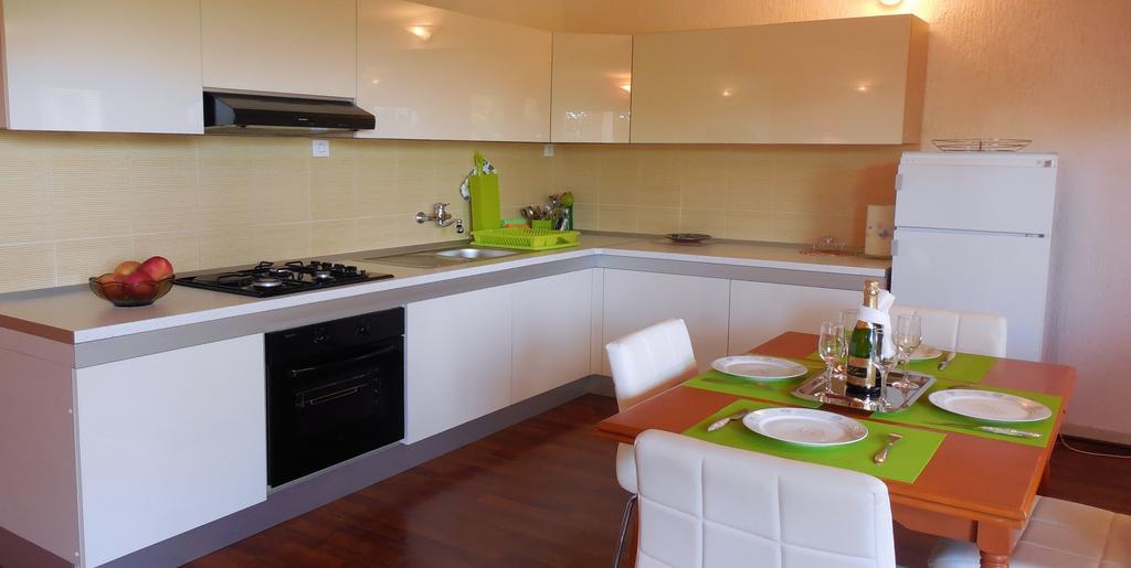Orange Bamboo Suite Split Extérieur photo